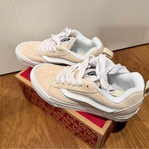 Vans Women’s Knu Skool Sneakers in Beige and White
